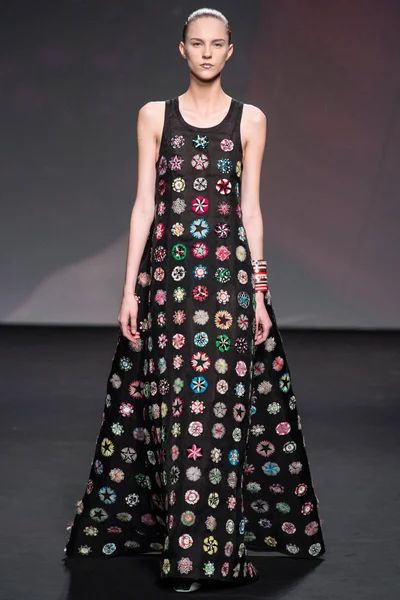 Look 44